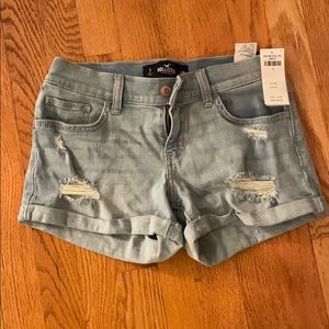 Hollister lightwash Ripped Jean shorts